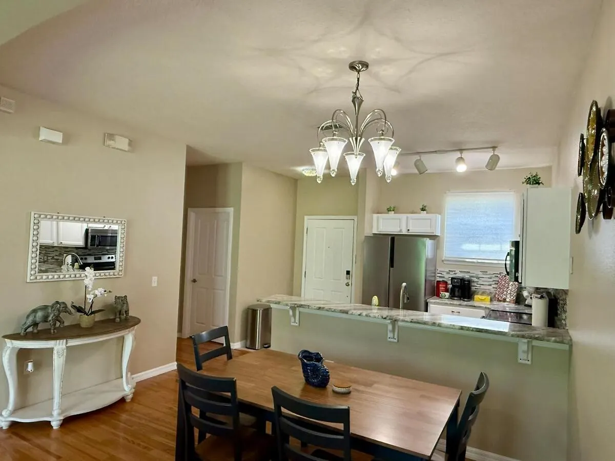 Holiday home Modern Vacation Home Minutes Away From The Parks! Davenport
