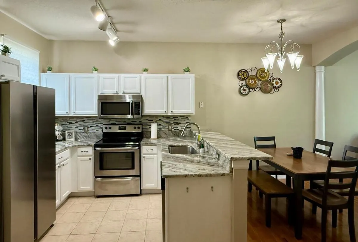 Modern Vacation Home Minutes Away From The Parks! Davenport 0*,  United States