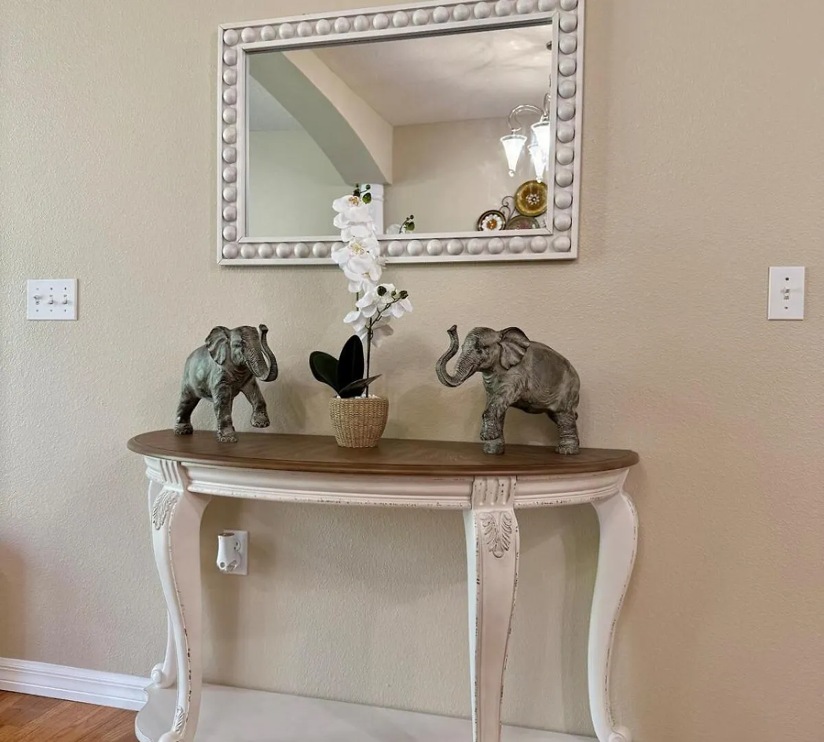 Modern Vacation Home Minutes Away From The Parks! Davenport