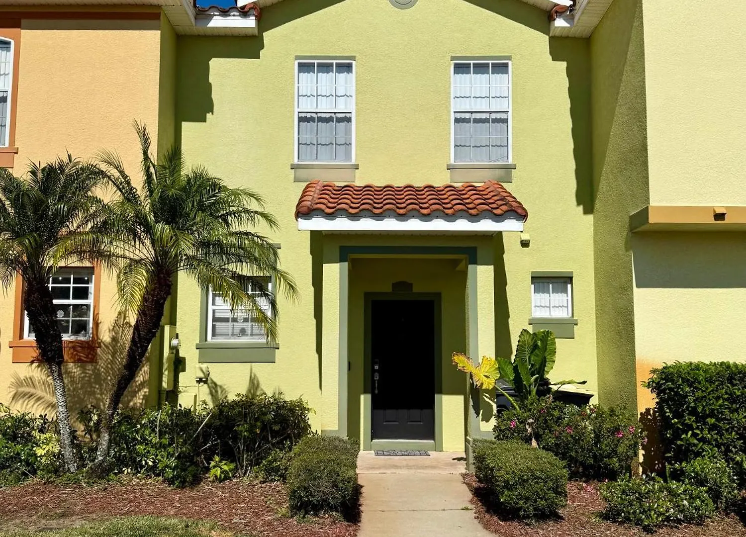 Modern Vacation Home Minutes Away From The Parks! Davenport Holiday home