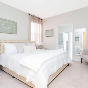 7-bed W Pool, Game And Free Access Holiday home